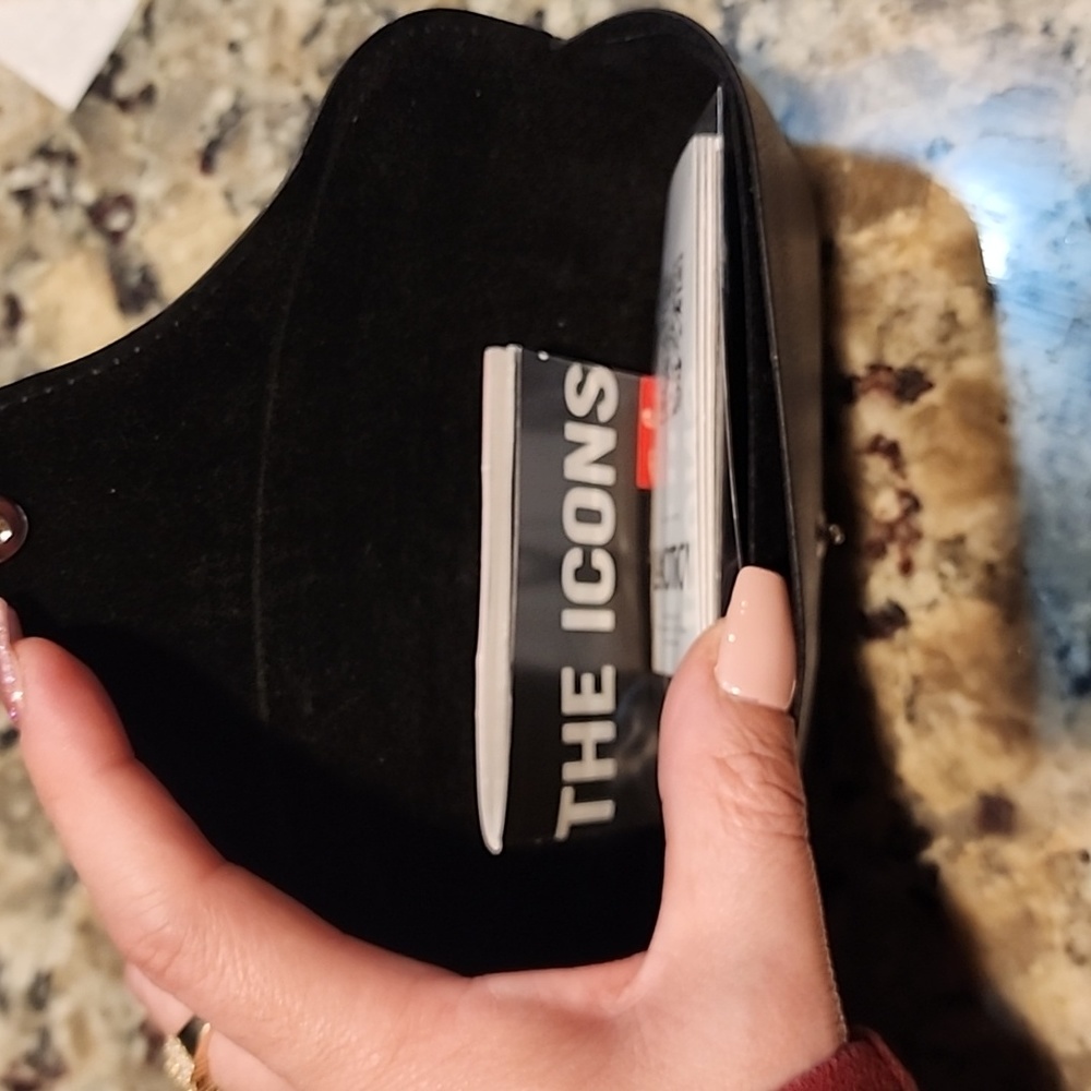 Ray-Bans eyeglasses case - Picture 4 of 5